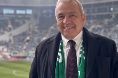 Başkan Şadi Özdemir, Nilüfer'i Bursaspor bayrakları ile donatıyor