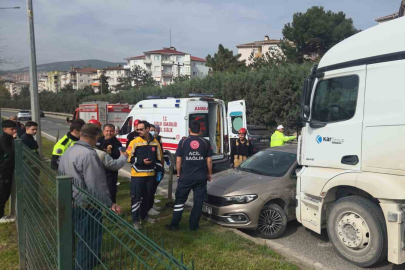 Önüne kattığı otomobili sürükledi