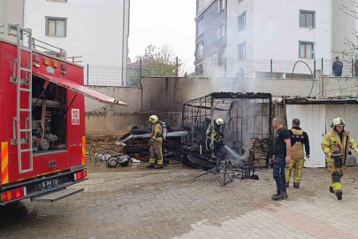 Depoda çıkan yangında tüp bomba gibi patladı