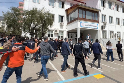 Okul saldırısında ölenler son yolculuğuna uğurlanıyor