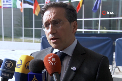 İspanya'dan İsrail’e "yol ayrımı" mesajı