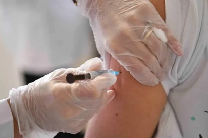 Yaşlanan nüfusta aşılamanın önemi artıyor... 65+ yaş aşıları hayati önemde