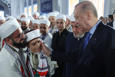 Cumhurbaşkanı Erdoğan, 333 hafızın icazet merasimine katıldı