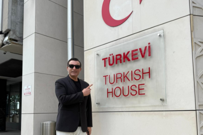 Rafet El Roman'dan New York'ta Milli Takım için yeni marş müjdesi