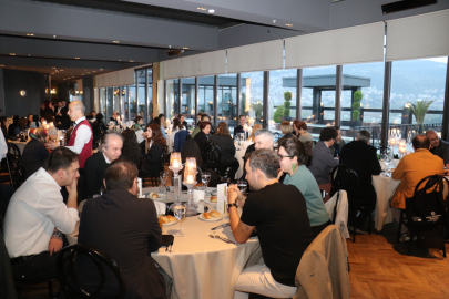 BURSA SMD MİMARLIK FAKÜLTELERİNİN BÖLÜM BAŞKANLARINI AĞIRLADI