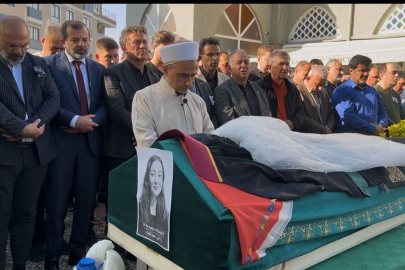 Cinayet kurbanı avukat Hatice Kocaefe duvağıyla son yolculuğuna uğurlandı