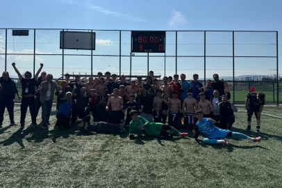 U16 Türkiye Şampiyonu Nilüfer Kızılcıklı