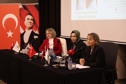 Ana Baba Okulu’nda Aile İçi Şiddet Masaya Yatırıldı