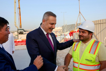 Dışişleri Bakanı Fidan, Katar Türk Okulu'nun inşaatını ziyaret etti