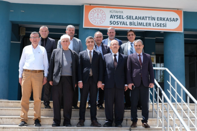 48 YILLIK TECRÜBE KÜTAHYA’DA GENÇLERLE BULUŞTU