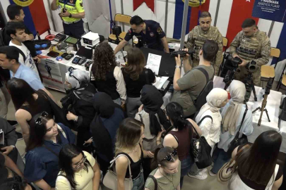 Uludağ Kariyer Fuarı’nda jandarma rüzgarı
