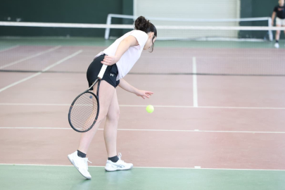 Osmangazi Belediyesi 19 Mayıs coşkusunu tenis kortlarına taşıdı