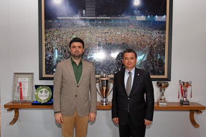 Başkan Erkan Aydın’dan Bursaspor’a Tebrik Ziyareti