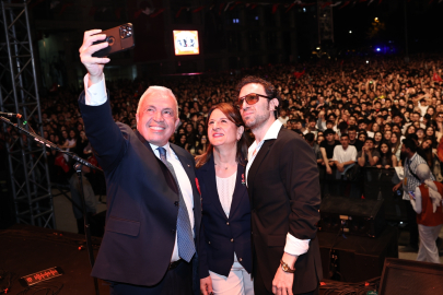 Nilüfer’de binler Cumhuriyet için yürüdü
