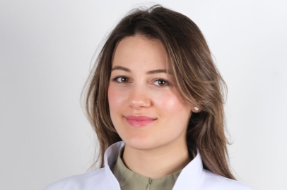 STRES KAYNAKLI DİŞ SIKMA ÇENE SAĞLIĞINI ETKİLİYOR