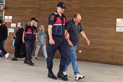 Kredi kartı çalıp harcama yapan şüpheliler yakalandı