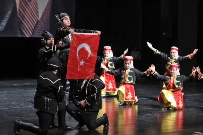 Bursa’da “Aile Özel Gecesi” Sanatseverlerle Buluştu