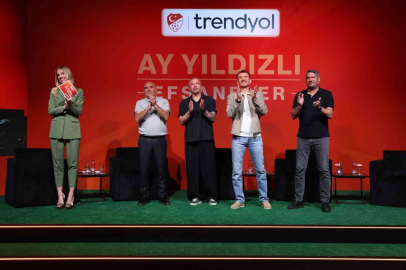 2002 Dünya Kupası Efsaneleri Bursa’da Taraftarlarla Buluştu