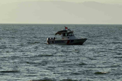 İznik Gölü’nde akıntıya kapılan emekli polis hayatını kaybetti, oğlu kurtarıldı