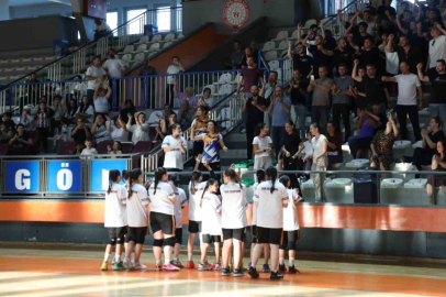 İnegöl Belediyespor U12 Kız Basketbol Takımı Bursa üçüncüsü oldu