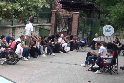 LGS heyecanı başladı, binlerce öğrenci iyi bir lise için yarışıyor