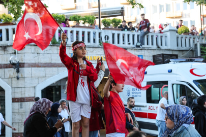 Milli maçta Bursa tek yürek oldu