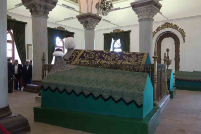 Sultan 1. Murad Hüdavendigar Han dualarla anıldı
