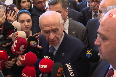 MHP Genel Başkanı Bahçeli: "Seçimlerin zamanında yapılmasıyla Cumhurbaşkanımızın danışmanının verdiği tarih arasında saat farkı dahi yoktur"