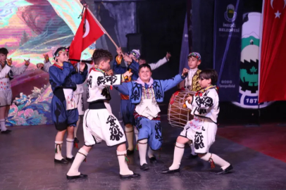 İnegöl'de Halk Dansları Topluluğu'ndan yaza merhaba