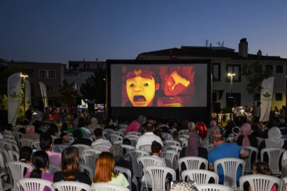 Osmangazi'de çocuklara ücretsiz sinema keyfi
