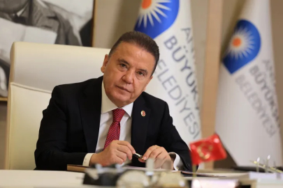 Muhittin Böcek "Vefasız menfaatçileri unutmayacağız"