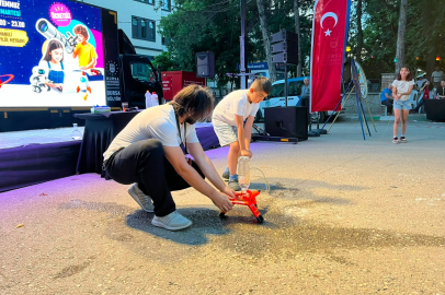 Orhaneli'de MobilFest ile bilim dolu gece