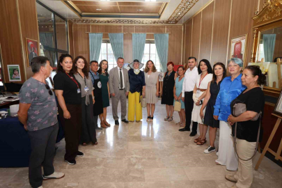 "Renklerin Suyla Dansı" suluboya sergisi, Sinem Çağlayan koordinatörlüğünde açıldı
