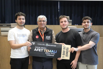 İnegöl'lü gençlerden itch.io afet adımı