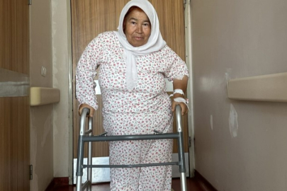 55 yıl sonra sağlıklı yürüyebildi
