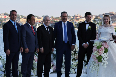 İsmail Yüksek, evlendi