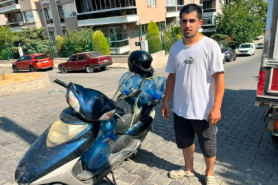 Çukurdan kaçan motosikletliyi darp etti
