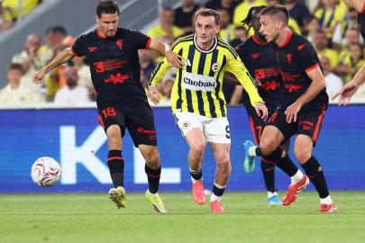 Tur kapısı aralandı