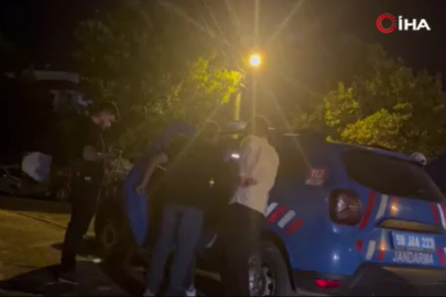 Türk Jandarması Yakalar