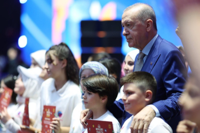 TÜGVA Bursa’dan Cumhurbaşkanı Erdoğan’ın katıldığı yaz okulu buluşmasına rekor katılım