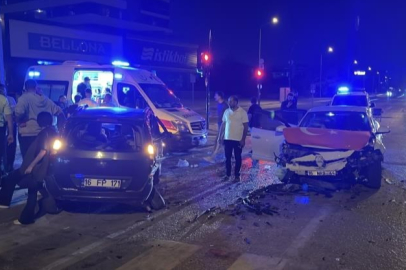 Bursa’da ters yönde kaza