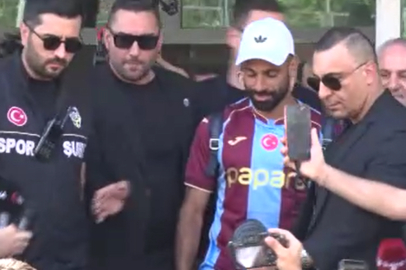 Trabzonspor'un yeni transferi Mısırlı futbolcu Muhammed Salah, İstanbul'a geldi.