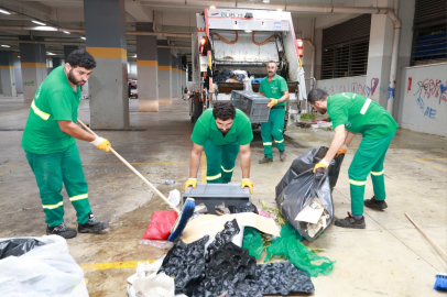 Osmangazi Belediyesi pazarlardan aylık 600 ton atık topluyor