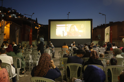 Osmangazi’de Yaz Akşamları Sinema Keyfiyle Renklendi