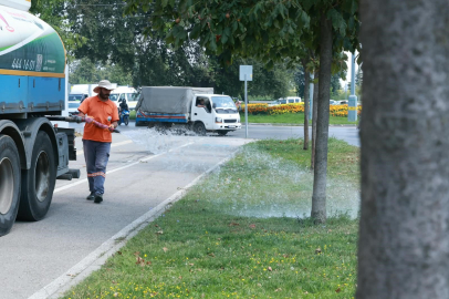 Osmangazi’de yeşil alanlarda titiz çalışma