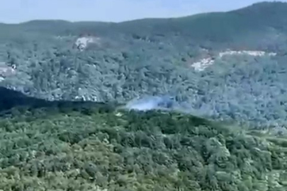 Kazdağları'nda yıldırım kaynaklı orman yangınına havadan ve karadan müdahale ediliyor