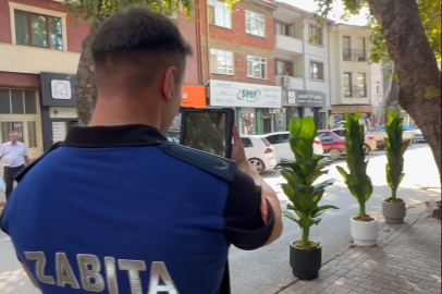 Bursa'da zabıtadan kaldırım işgali ve çevre kirliliği denetimi