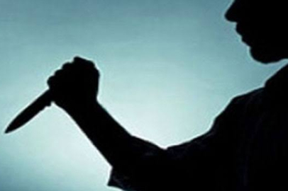 Fatih’te kavga ettiği midyecinin kız kardeşini bıçakladı: O anlar kamerada