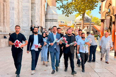 Bursa'da Ak Partili gençlerden anlamlı program