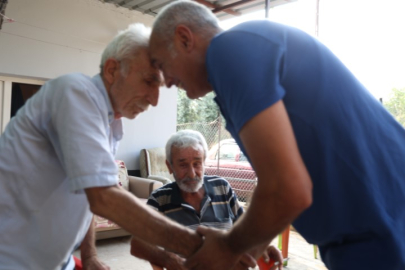 Yaşlı adamlardan örnek davranış
